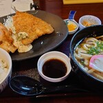 うどん一歩 - 