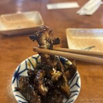 炭火焼うなぎ 東山物産 - 頭と尾っぽですね