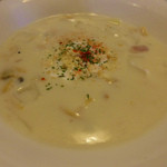 きっちん紅屋 - あさりいっぱい♪クラムチャウダー