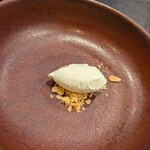 acanthe - 塩ミルクのアイス。塩ミルク、、、うわ〜！！美味しい（≧∇≦）