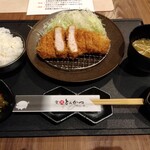 贅沢とんかつ アバンティ - 