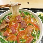 ZiOフォー ベトナム料理 - 牛すじトマトフォー