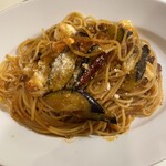 パッパパスタ - なすとモッツァレアの辛口ミートソース