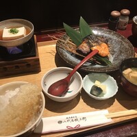 銀座米料亭 八代目儀兵衛 - 