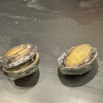 mahoroba 鉄板 - アワビをバターで焼いてくださいます