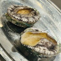 mahoroba 鉄板 心斎橋 - 活きアワビ