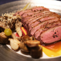 メザニーン - ランチコース 3500円 のフランス シャラン産 鴨肉のロティ