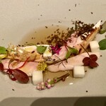 アルカナイズ - 天城軍鶏とフォアグラのサラダ コンソメゼリーとトリュフ