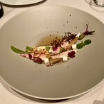 アルカナイズ - 天城軍鶏とフォアグラのサラダ コンソメゼリーとトリュフ