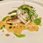 アルカナイズ - いさきのポワレ いかと冬瓜の細切り 海ぶどうとおかひじき いさきだしのソース