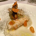 アルカナイズ - 赤座海老のポワレ 茄子のピューレとクロケット 炭火焼のソース キャビア