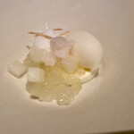 アルカナイズ - 梨の角切りとコンポートとシャーベット 生姜のエスプーマ