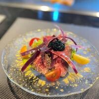 横浜 鉄板焼＆ステーキ 祥鳳 - 和牛のローストビーフサラダ