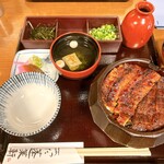 あつた蓬莱軒 本店 - 