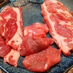 炭焼き成吉思汗 やまか - 盛り合わせ（少し手が出ましたｗ）