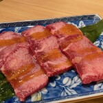 赤身肉と塩ホルモン べんてん - 