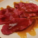 赤身肉と塩ホルモン べんてん - 