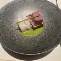 東京焼肉 一頭や コレド室町テラス店 - このお肉めっちゃ硬かった…なんでしょうこれ？