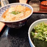 どんどん - 2024年9月　やや横から