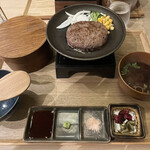 とろけるハンバーグ福よし - 