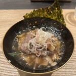 中津をにく - テール鍋