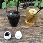 ​冬のRK GARDEN - 有機レモンで作った自家製レモネードとカサブランカフレンチローストアイスコーヒー