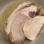 麺屋鈴春 - 濃厚鶏白湯つけ麺