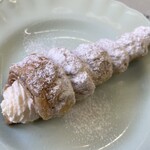 砂の岬 - クリームロールクラッシック380円。