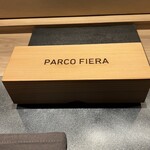 パルコ フィエラ - 箱