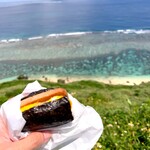 ポーク玉子おにぎり くじら - 