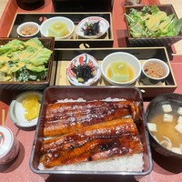 個室和食 肉割烹 吟次郎 品川駅前店 - 