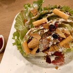 Atelier de Fromage Karuizawa Hatsuchishiniwa Ten - 整顆生菜沙拉 配藍莓醬