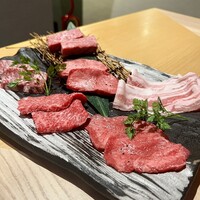 近江うし焼肉 にくTATSU 銀座店 - 