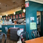 コーヒーショップ ボンボン - 店内