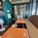 コーヒーショップ ボンボン - 店内