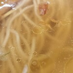 ラー麺専門店 こしがや - 黄金色のスープ