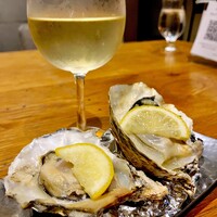 Seafood bar Ermitage 横浜鶴屋町店 - 20240915兵庫県産牡蠣の薪焼き　2個1,089円