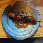 炭火焼鳥中村屋 - とり皮（たれ）