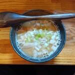 炭火焼鳥中村屋 - もつ煮