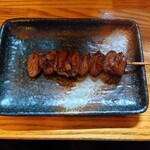 炭火焼鳥中村屋 - はつ（塩）