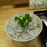 Oysstey - しらす丼