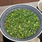 ON the TABLE CHINESE - 