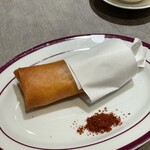 ON the TABLE CHINESE - 