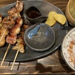 炭火焼鳥酒場 とりしん - 美味しい5本