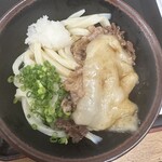 手打うどん 三徳 - 餅入りの肉ぶっかけ小