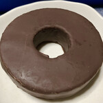 CACAOCAT - 料理写真:ダークチョコでコーティングされたミニバウムクーヘンはボリューミー!