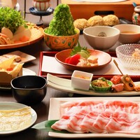 2種の豚肉食べ比べ＊ゆば尽くし【水明ーSUIMEIー】