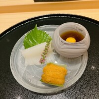 銀座 京都 鮨まつもと - イカそうめん。北海道ではイカウニをそう呼びます