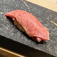 銀座 京都 鮨まつもと - 大トロのシャブシャブ握りです