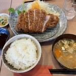 とんかつ屋 双葉 - 